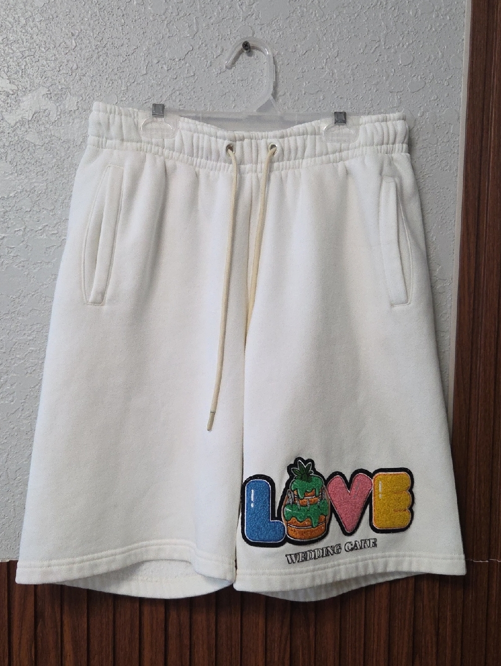 Wedding Cake Men’s White 'LOVE' Appliqué Drawstring Shorts Small Size